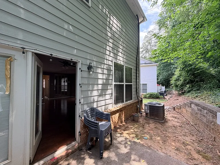 3329 Fernview Dr — Photo 17