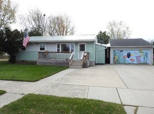 2805 12th St, Two Rivers, WI 54241