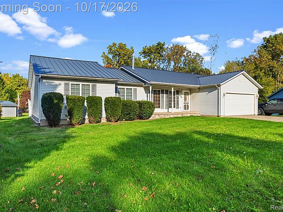 2nd image of 520 Jonathon Dr