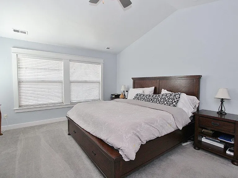3689 N Colbourne Way — Photo 12
