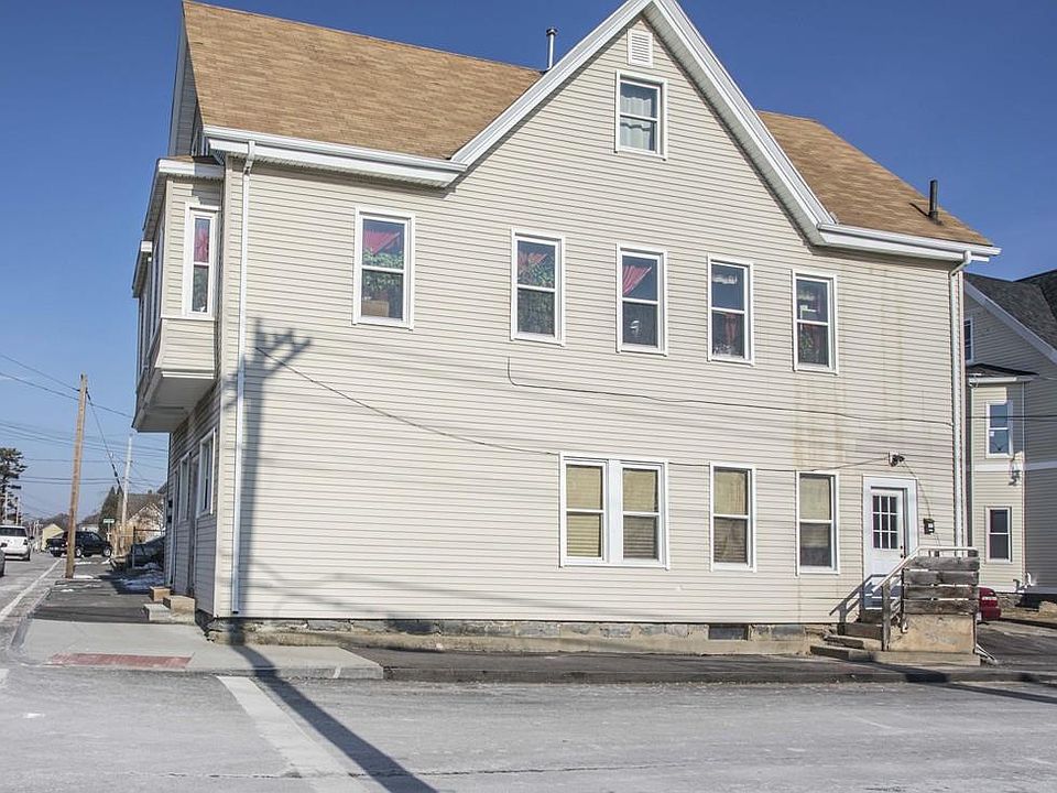 2nd image of 159 Washington St