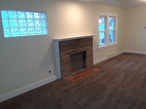 4th image of 1493 Harding Ave