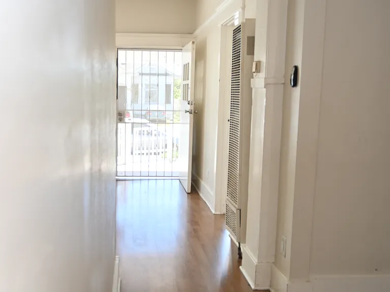 603 W 43rd Pl — Photo 22