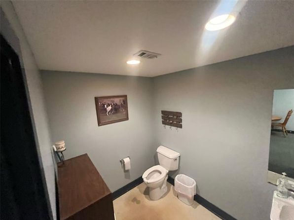 2626 Highway 290, Waller, TX 77484