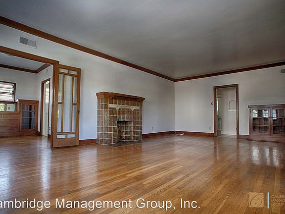 4th image of 315 Thorn St