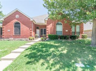 1602 Myrtle Dr, Little Elm, TX 75068