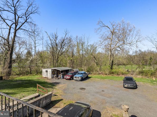 319 Manatawny St, Pottstown, PA 19464