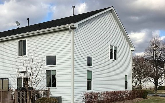 2nd image of 1235 Arapaho Ct