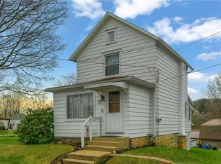 110 1st St, Darlington, PA
