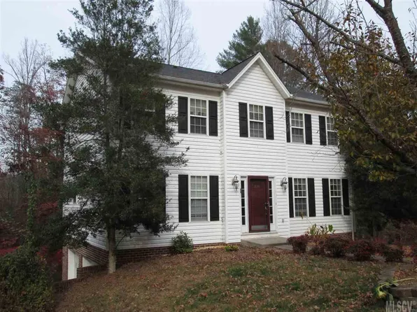 308 Carrituck Ct, Lenoir, NC 28645