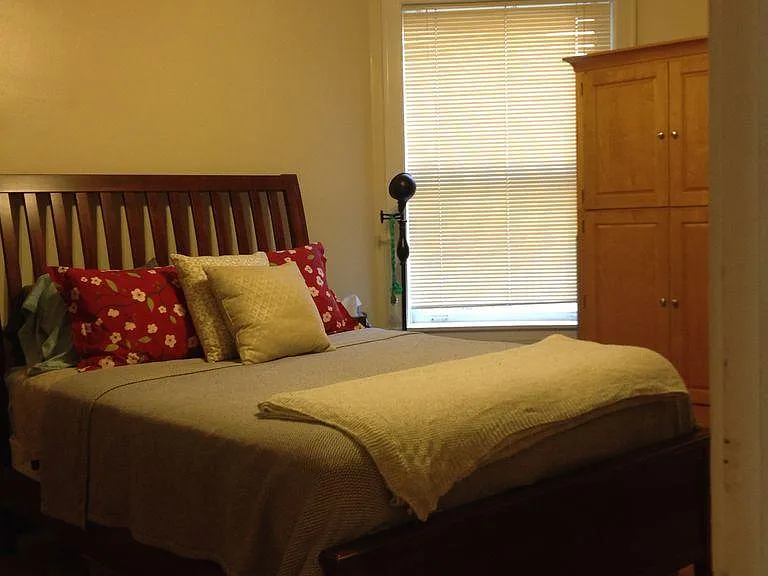 4845 N Talman Ave #1 — Photo 12