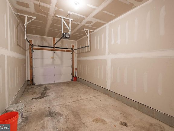 3rd image of 1336 N 31st St