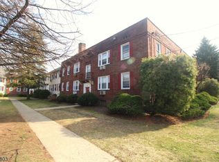 963D E Front St APT D, Plainfield, NJ 07062