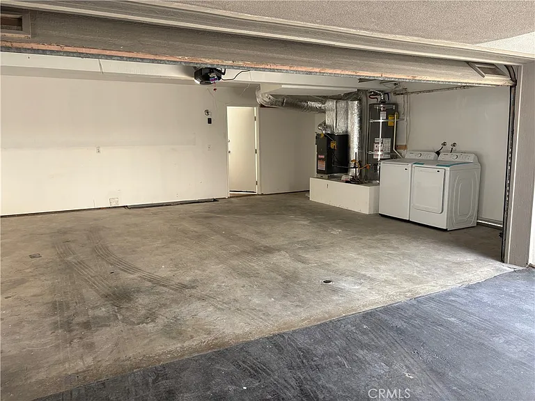 501 Herondo St — Photo 18