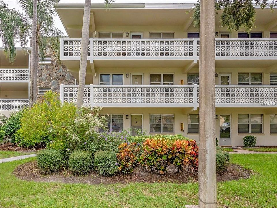 1st image of 8101 11th St N APT 321