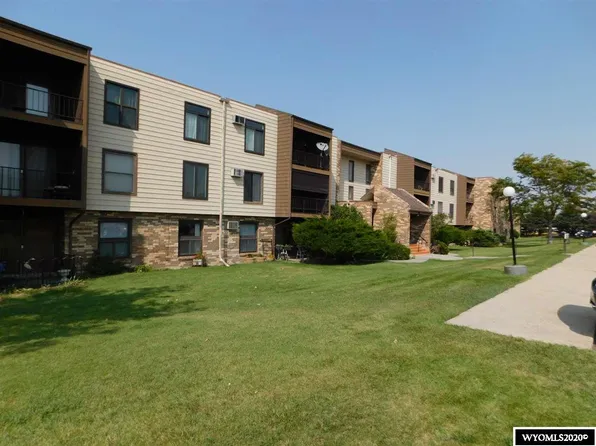 4500 S Poplar St Unit 302A, Poplar, WY 82601