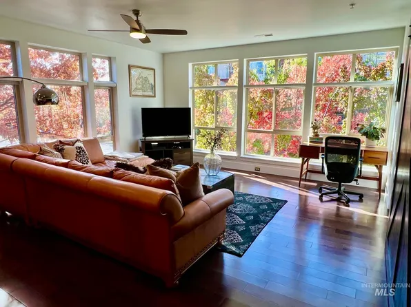 412 S 13th St APT 214, Boise, ID 83702