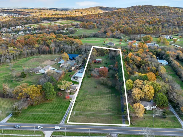 7492 Nolensville Rd, Nolensville, TN 37135