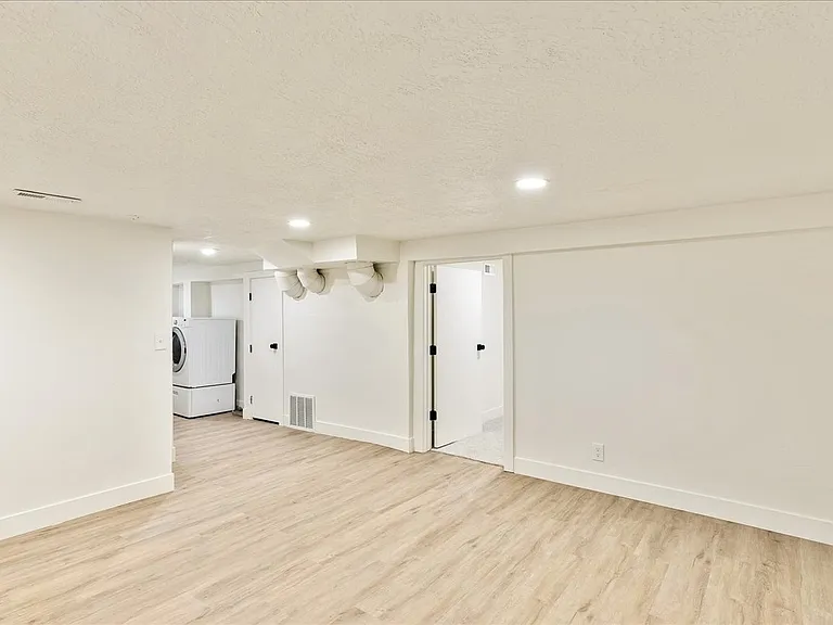 147 E Commonwealth Ave #2 — Photo 9