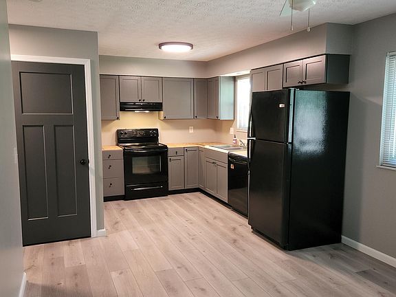 Kitchen with dining area