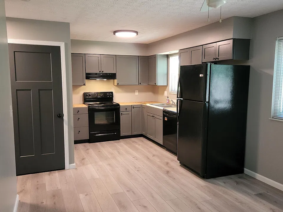 Kitchen with dining area