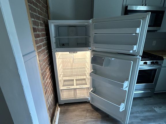 4th image of 35 Younglove Ave Floor 2