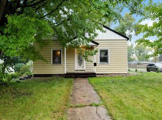 541 W 2nd St, Waconia, MN 55387