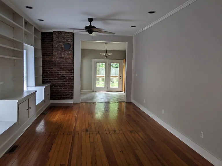 725 Cramer Ave — Photo 11