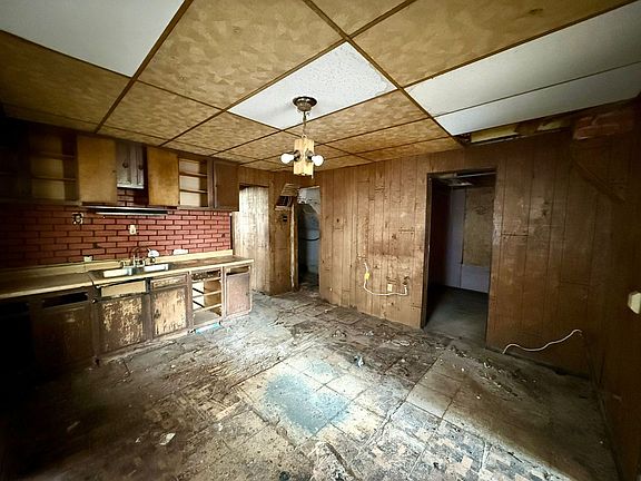 5th image of 2755 S Keeler Ave