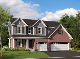 24 Hawthorn Ridge Dr, Hawthorn Woods, IL 60047