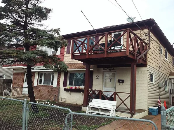 456 Beach 72nd St, Far Rockaway, NY 11692