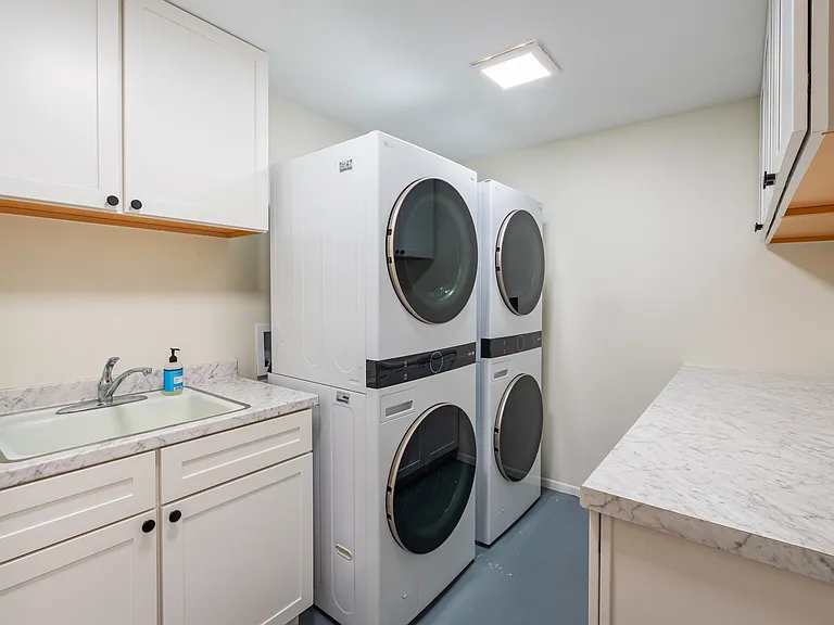 400 W Hopkins Ave #5 — Photo 23