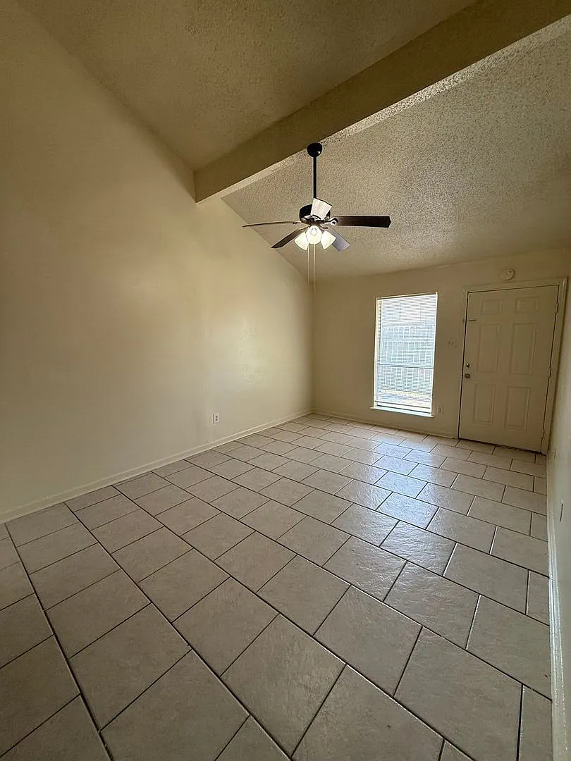8220-B Governor Drive Baton Rouge, la 70820 — Photo 4