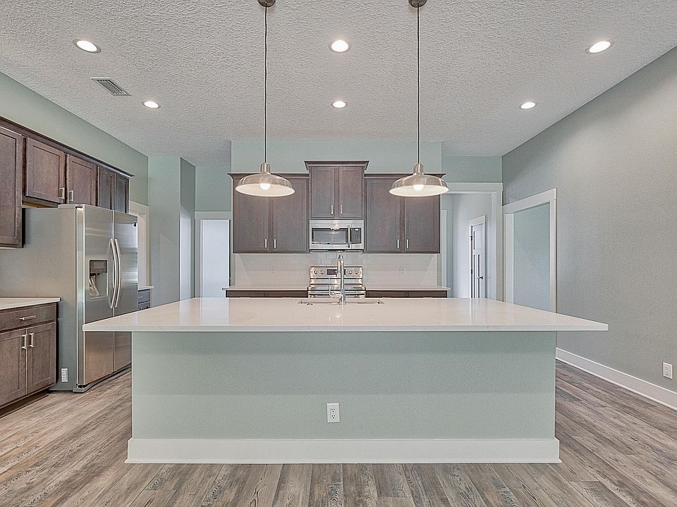 1st image of 1099 Southern Hills Dr