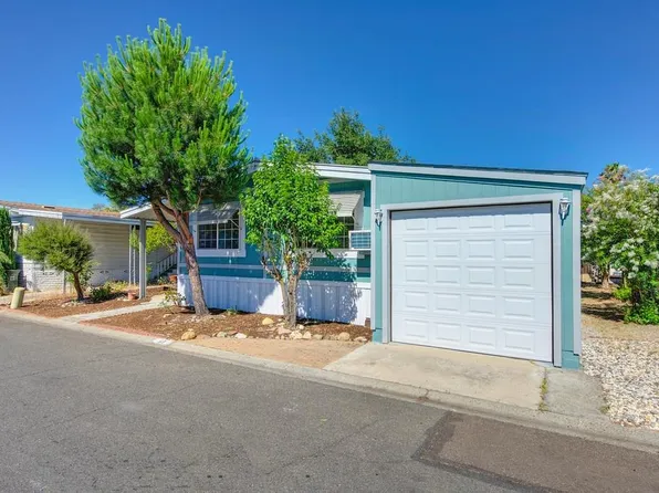 63 Maple Dr, Sacramento, CA 95823