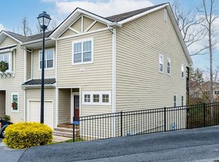 64 Foxden Dr UNIT 204, Fletcher, NC 28732