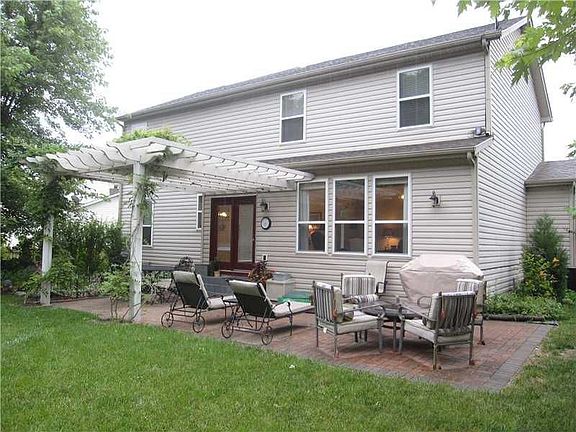 2nd image of 5714 Saratoga Pl
