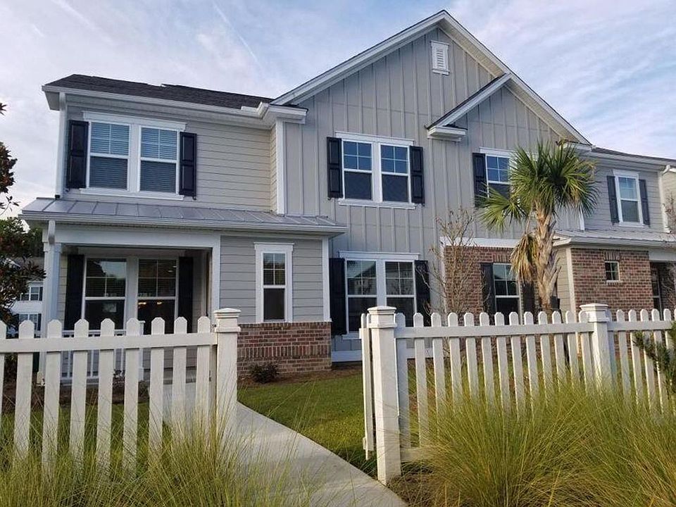 1st image of 2686 Park West Blvd