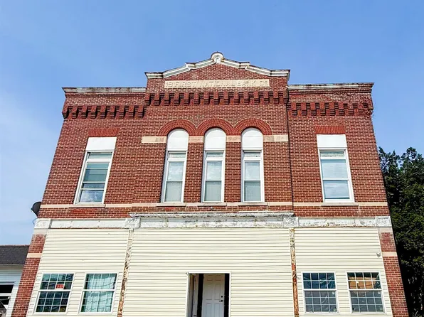 118 S Walnut St, Ridgeville, IN 47380