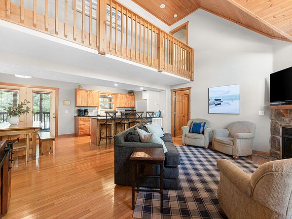 5th image of 52 Cantwell Lane #84