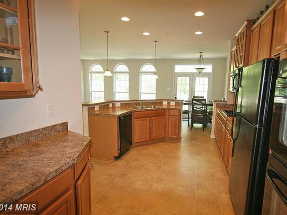 5th image of 2415 Newmoor Way