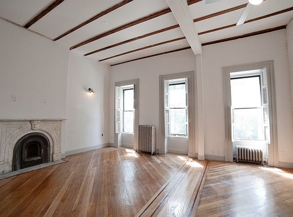 4th image of 35 Clifton Pl