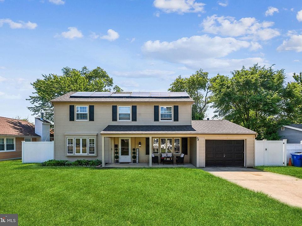 1st image of 38 Mandolin Ln