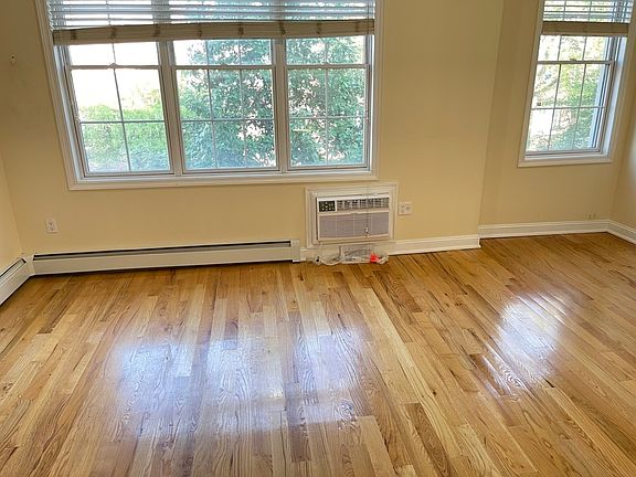 5th image of 28-38 49th St #T2