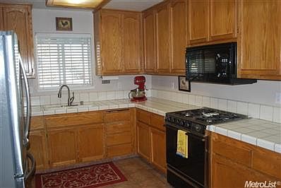 3rd image of 475 Senorita Ct