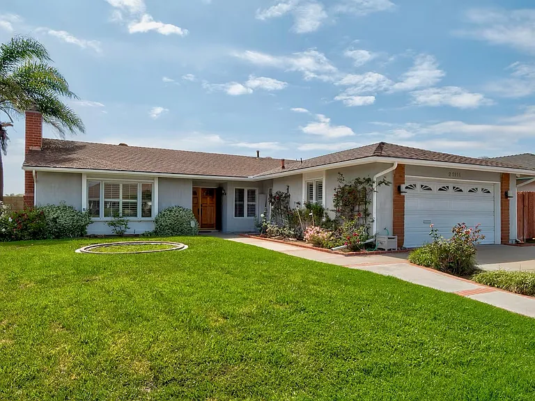 21111 Barbados Cir — Photo 24