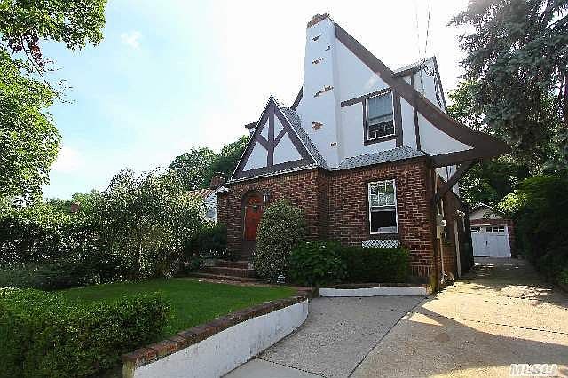 1st image of 24 Hillview Ave