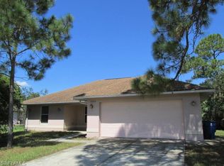 27610 Pinecrest Ln, Bonita Springs, FL 34135