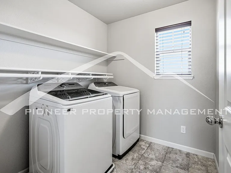 19813 E 60th Pl — Photo 19