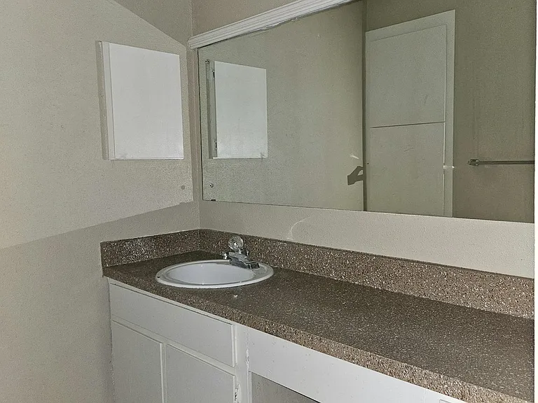 3243 Nacogdoches Rd #910 — Photo 7